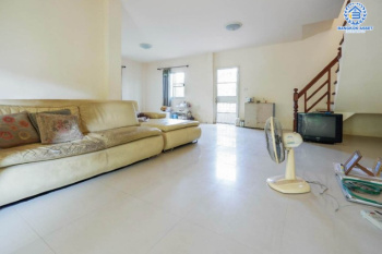 *****บ้านแฝดมือสองย่านนนทบุรี ม.สวัสดี ซอยสามัคคีร่วมใจ เนื้อที่กว้างขวางมากถึง 35 ตร.ว.  ฟังก์ชัน 3 ห้องนอน 2 ห้องน้ำ ที่จอดรถ 1 คัน บนทำเลแห่งการเดินทาง ใกล้รถไฟฟ้าสายสีม่วง "สถานีตลาดบางใหญ่" และทางด่วน "ศรีรัช"